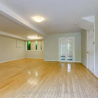 235,&nbsp;Tweedsdale, 1017 - SW Southwest, Oakville