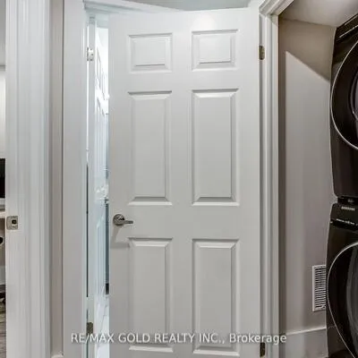 3352,&nbsp;Vernon Powell, 1008 - GO Glenorchy, Oakville