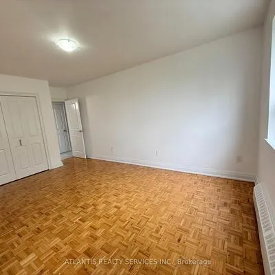 50,&nbsp;East, 1001 - BR Bronte, Oakville
