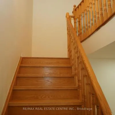 2441,&nbsp;Newcastle, 1022 - WT West Oak Trails, Oakville