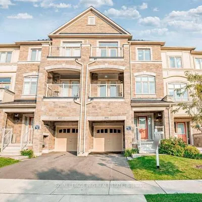 490,&nbsp;Silver Maple, 1010 - JM Joshua Meadows, Oakville