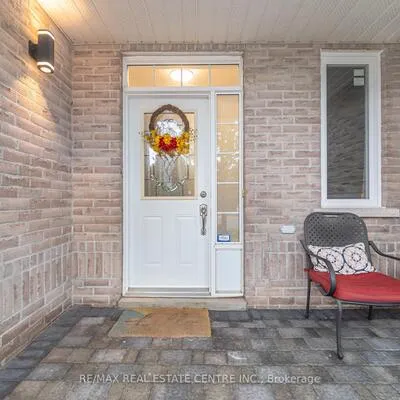 2295, Rochester, 1000 - BC Bronte Creek, Oakville