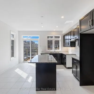 2140,&nbsp;Trafalgar, 1015 - RO River Oaks, Oakville