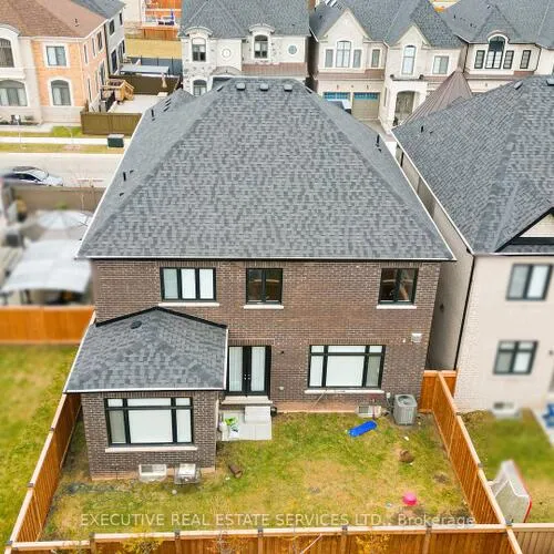 Premium freehold home for sale: 1217, Ironbridge, 1007 - GA Glen Abbey, Oakville