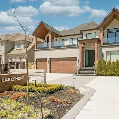 3425,&nbsp;Lakeshore, 1001 - BR Bronte, Oakville