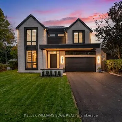 144,&nbsp;Mansfield, 1003 - CP College Park, Oakville
