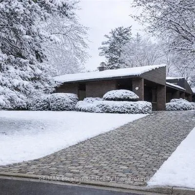 1168,&nbsp;Carey, 1011 - MO Morrison, Oakville