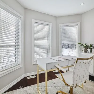 3071, Isaac, 1008 - GO Glenorchy, Oakville