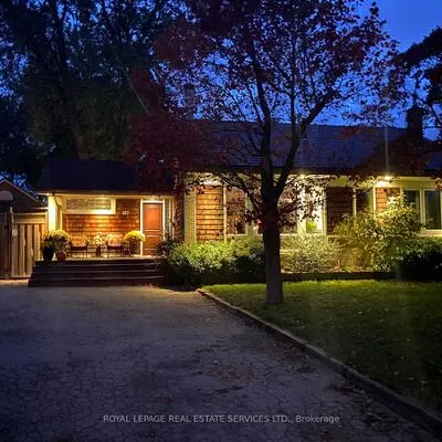 167,&nbsp;Oliver, 1003 - CP College Park, Oakville