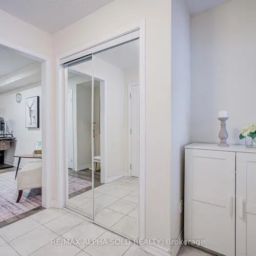 Premium freehold home for sale: 3081, Harebell, 1008 - GO Glenorchy, Oakville