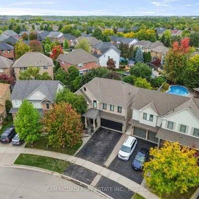 1309,&nbsp;Ashwood, 1022 - WT West Oak Trails, Oakville