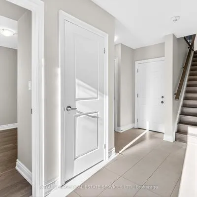 2193, Lillykin, 1015 - RO River Oaks, Oakville