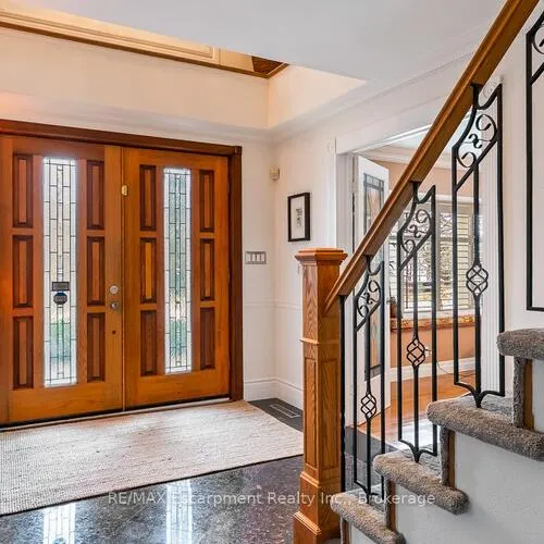 Premium freehold home for sale: 24, Birkbank, 1006 - FD Ford, Oakville
