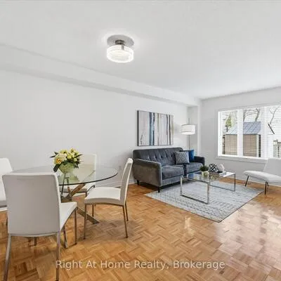 2255, Hummingbird, 1022 - WT West Oak Trails, Oakville