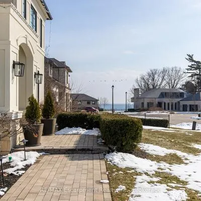 15,&nbsp;LAMBERT, 1017 - SW Southwest, Oakville