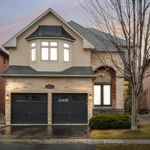 Premium freehold home for sale: 2351, Gladacres, 1019 - WM Westmount, Oakville