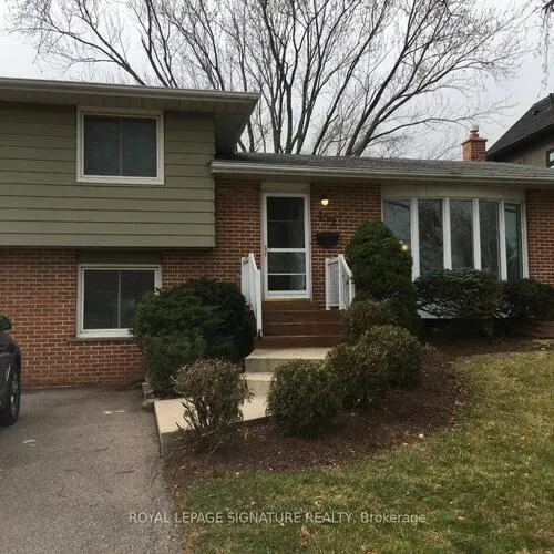 Premium freehold home for sale: 452, Stanfield, 1001 - BR Bronte, Oakville