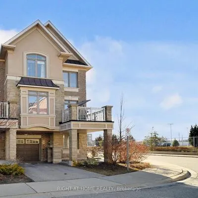2435,&nbsp;Greenwich Dr, 1019 - WM Westmount, Oakville