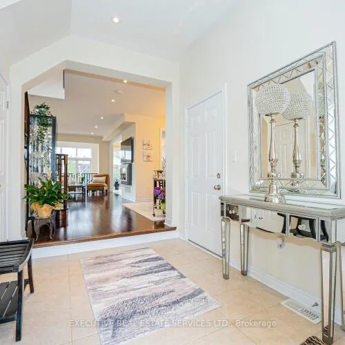 Premium freehold home for sale: 3275, Stalybridge, 1000 - BC Bronte Creek, Oakville