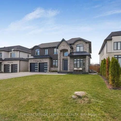 Premium freehold home for sale: 350, Weighton, 1020 - WO West, Oakville