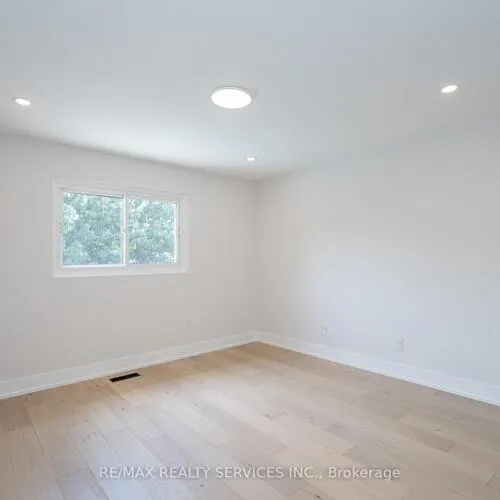 Premium freehold home for sale: 2296, Devon, 1006 - FD Ford, Oakville