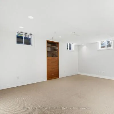 59,&nbsp;Sewell, 1003 - CP College Park, Oakville