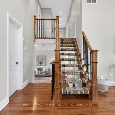 1374,&nbsp;Secord, 1020 - WO West, Oakville