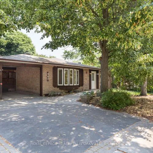 Premium freehold home for sale: 467, Anthony, 1013 - OO Old Oakville, Oakville