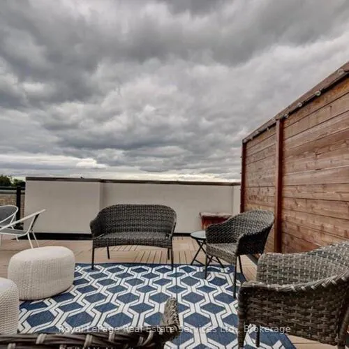 Premium freehold home for sale: 214, Dorval, 1020 - WO West, Oakville