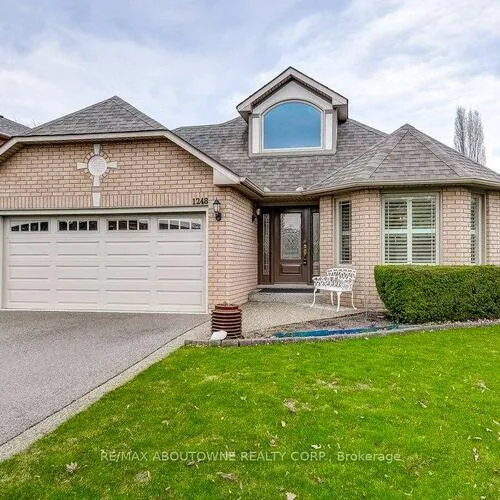 Premium freehold home for sale: 1248, Heritage, 1007 - GA Glen Abbey, Oakville