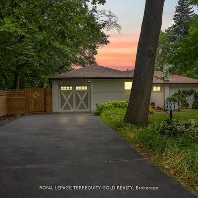 327,&nbsp;River Side, 1002 - CO Central, Oakville