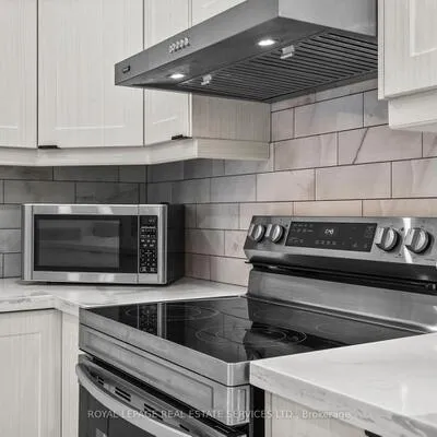 1176,&nbsp;Jamesway, 1005 - FA Falgarwood, Oakville
