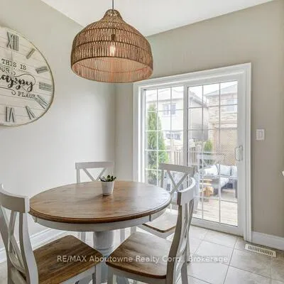 2454,&nbsp;Greenwich, 1019 - WM Westmount, Oakville