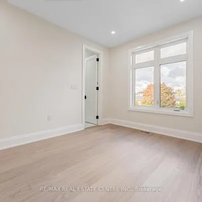 368,&nbsp;WEIGHTON, 1020 - WO West, Oakville