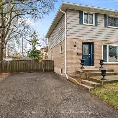 1295,&nbsp;Napier, 1003 - CP College Park, Oakville
