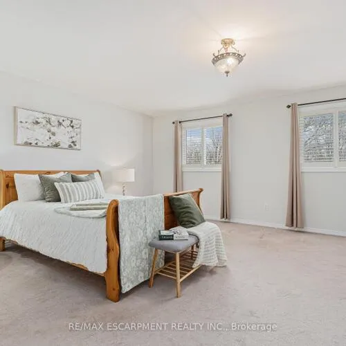Premium freehold home for sale: 2393, Dalebrook, 1018 - WC Wedgewood Creek, Oakville