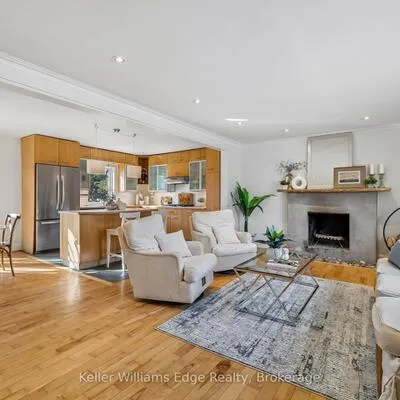 7,&nbsp;Washington, 1002 - CO Central, Oakville