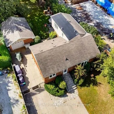 550,&nbsp;Fourth, 1020 - WO West, Oakville