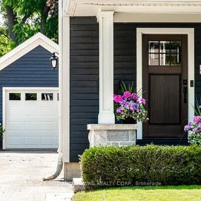 44,&nbsp;Head, 1002 - CO Central, Oakville