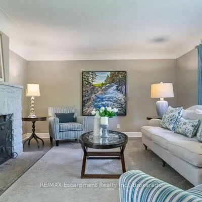 278,&nbsp;Carolyn, 1002 - CO Central, Oakville