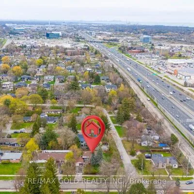 1033,&nbsp;Sixth, 1003 - CP College Park, Oakville
