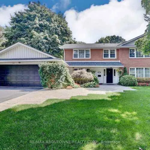 Premium freehold home for sale: 1284, Cleaver, 1011 - MO Morrison, Oakville