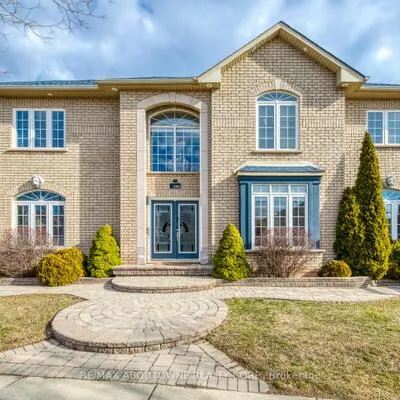 2389,&nbsp;Grand Oak, 1019 - WM Westmount, Oakville