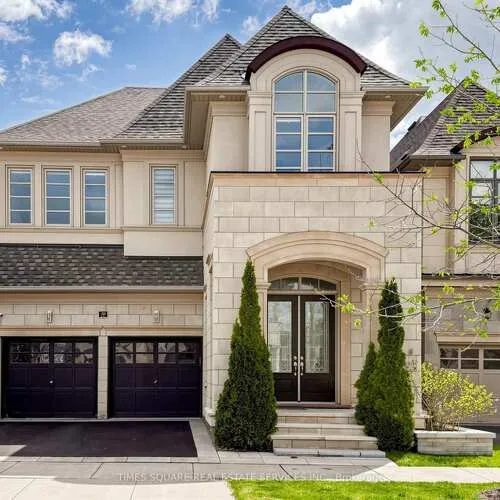 Premium freehold home for sale: 70, Threshing Mill, 1008 - GO Glenorchy, Oakville