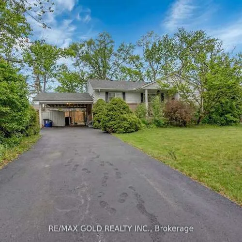 Premium freehold home for sale: 462, Samford, 1020 - WO West, Oakville