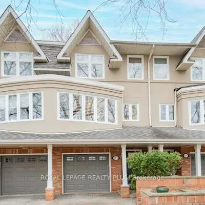 83,&nbsp;Kerr, 1002 - CO Central, Oakville
