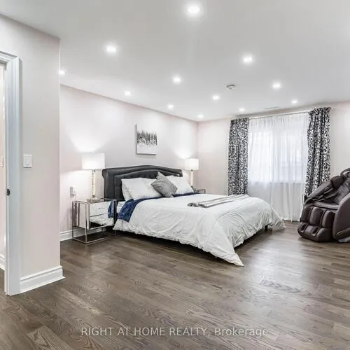 Premium freehold home for sale: 3176, Stocksbridge, 1000 - BC Bronte Creek, Oakville