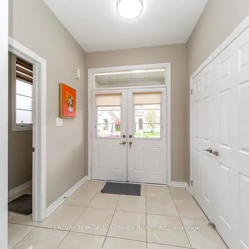 Premium freehold home for sale: 374, Begonia, 1008 - GO Glenorchy, Oakville