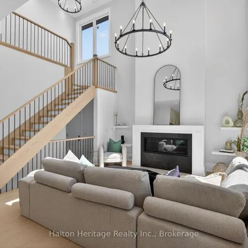 Premium freehold home for sale: 148, Herald, 1002 - CO Central, Oakville