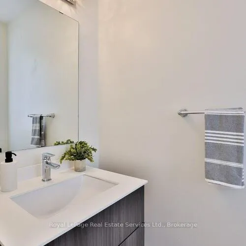 Premium freehold home for sale: 3155, Mintwood, 1008 - GO Glenorchy, Oakville